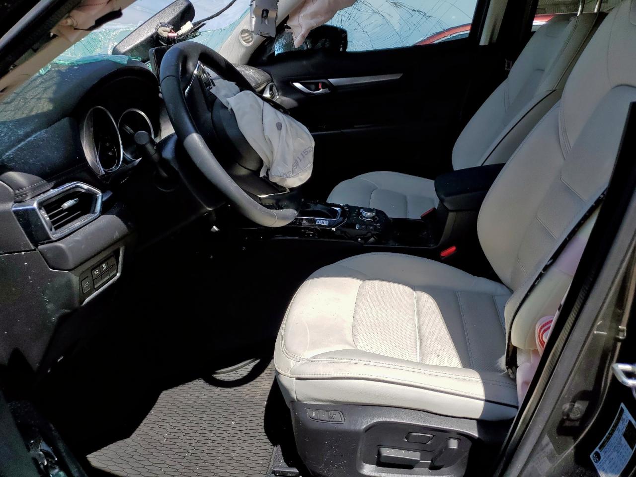 MAZDA CX-5 2025 — 8