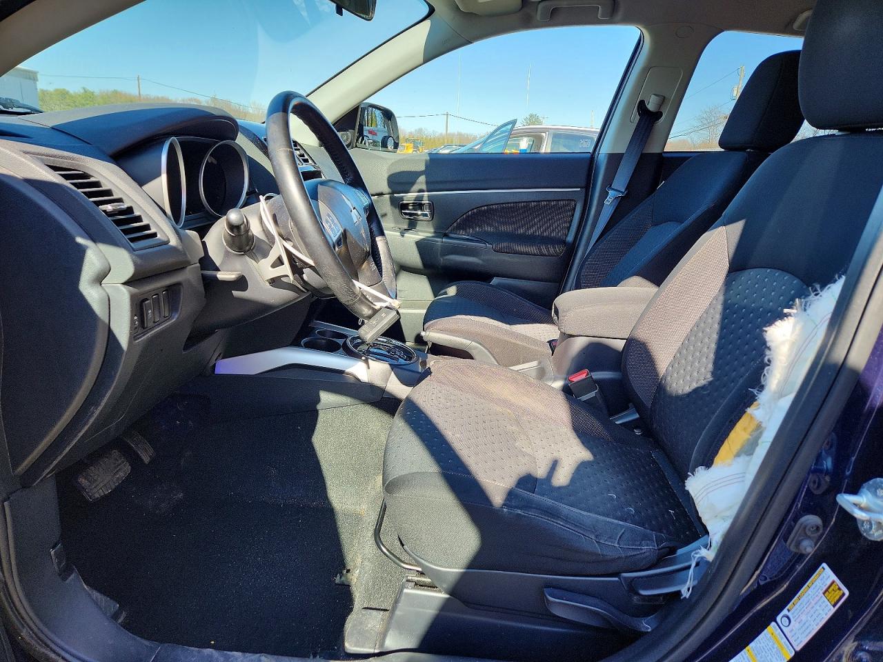 MITSUBISHI OUTLANDER SPORT 2011 — 8