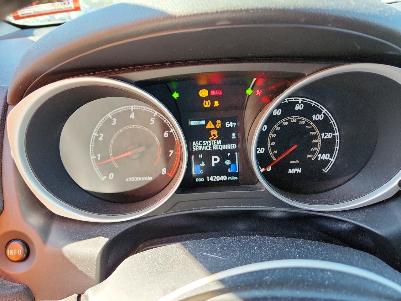 MITSUBISHI OUTLANDER SPORT 2011 — 10