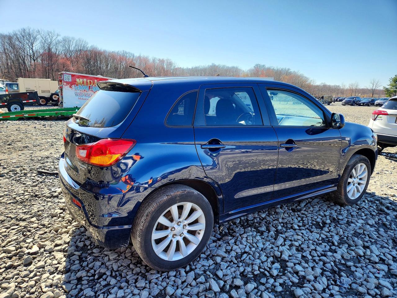MITSUBISHI OUTLANDER SPORT 2011 — 4
