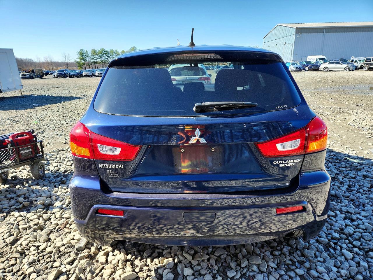 MITSUBISHI OUTLANDER SPORT 2011 — 7
