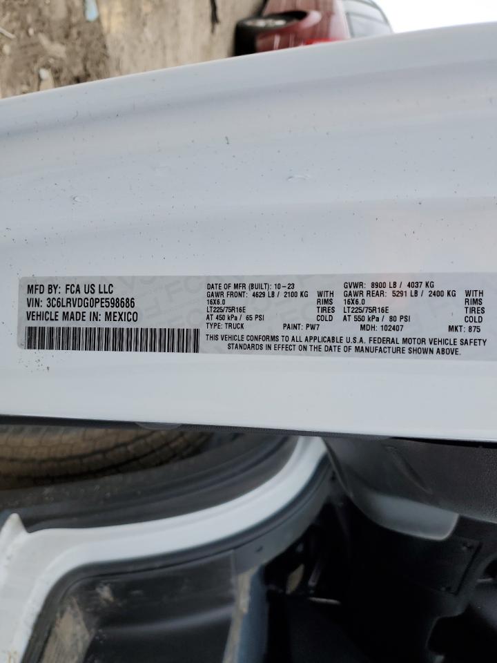 RAM PROMASTER 2500 2023 — 13
