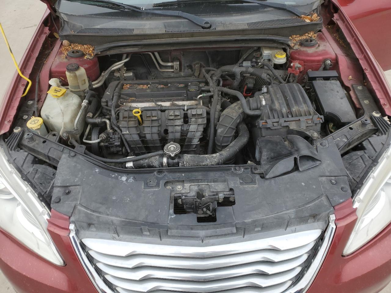 CHRYSLER 200 TOURIN 2013 — 12
