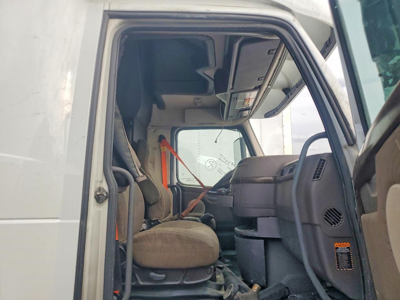 VOLVO VN 2015 — 6