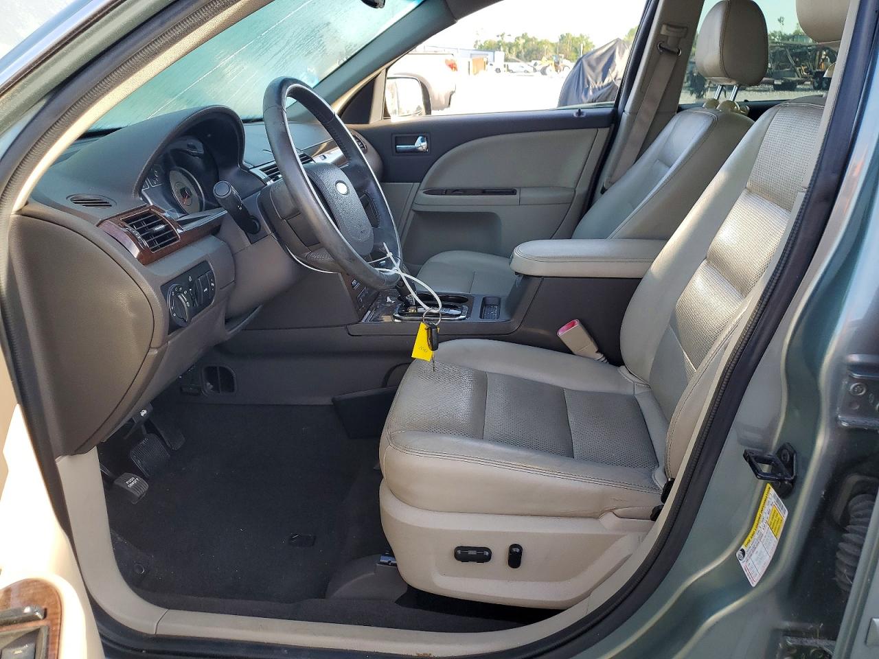 FORD TAURUS 2008 — 8