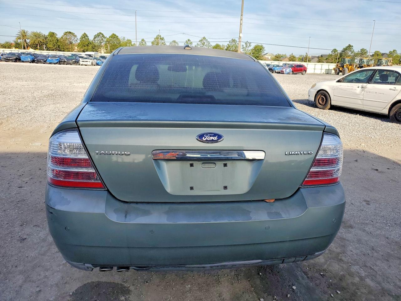 FORD TAURUS 2008 — 7