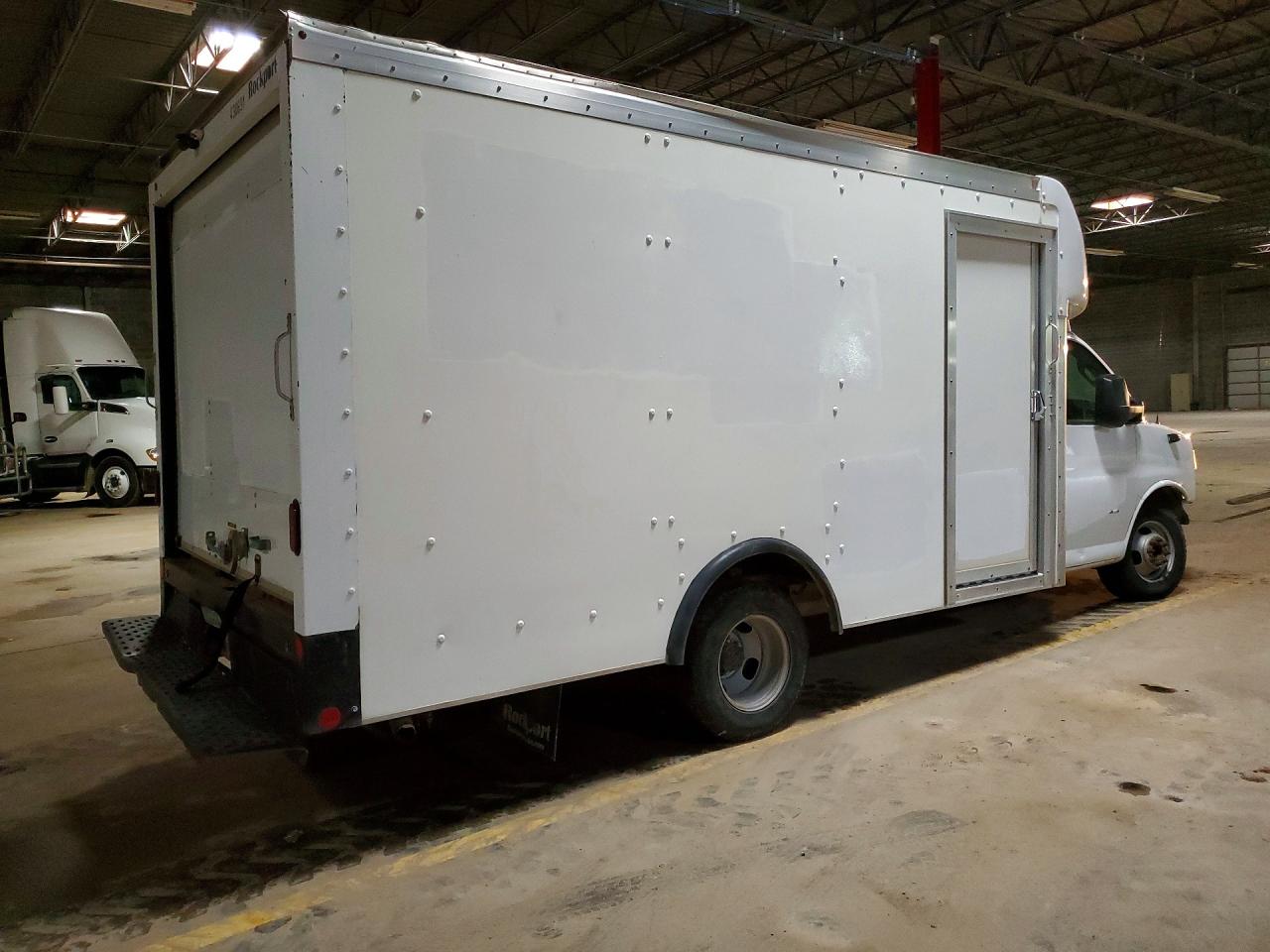 GMC SAVANA 2020 — 4