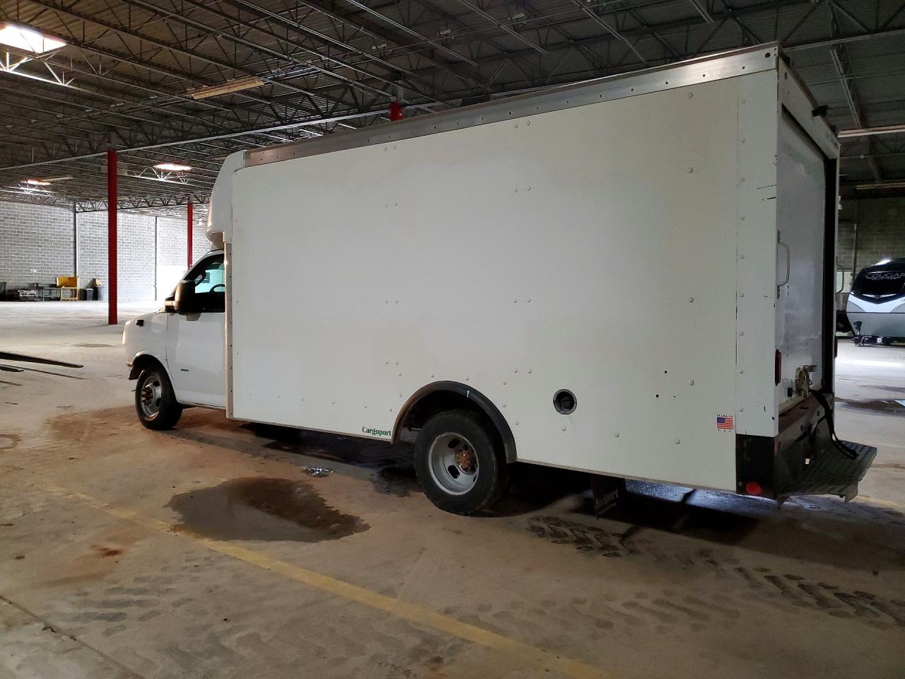 GMC SAVANA 2020 — 3