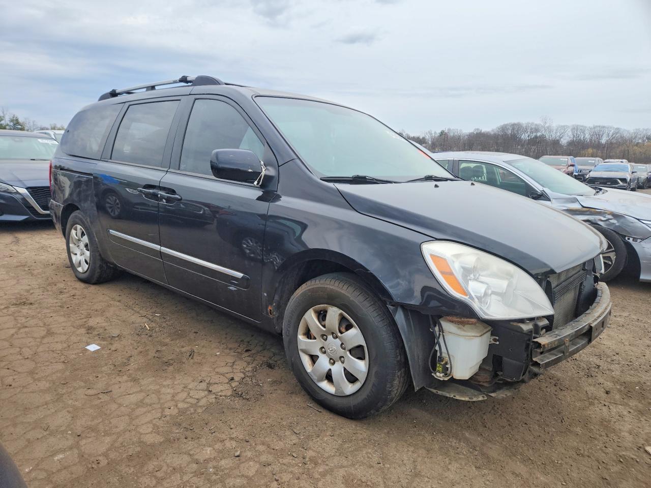 2008 HYUNDAI ENTOURAGE GLS