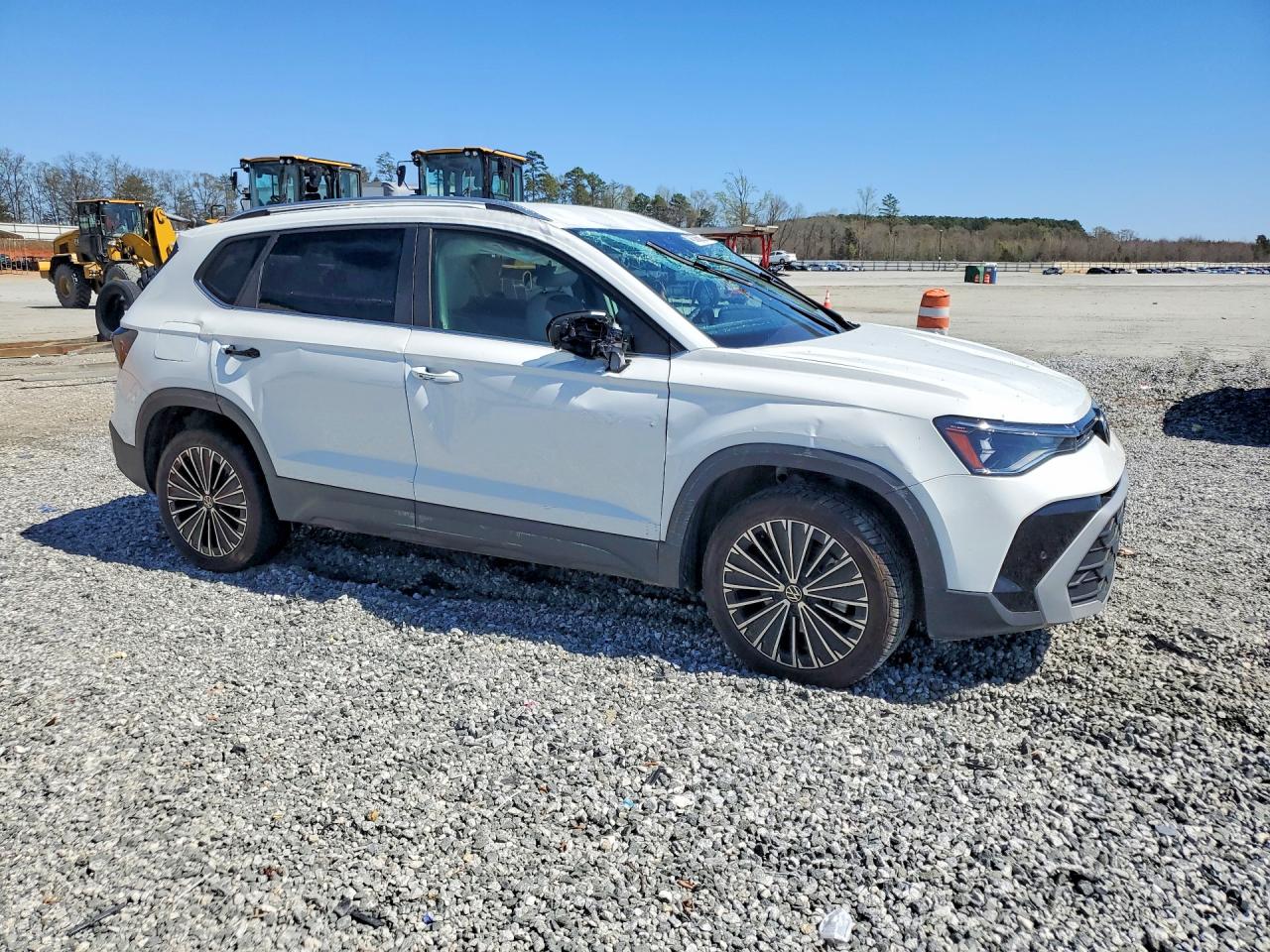 2025 VOLKSWAGEN TAOS SE