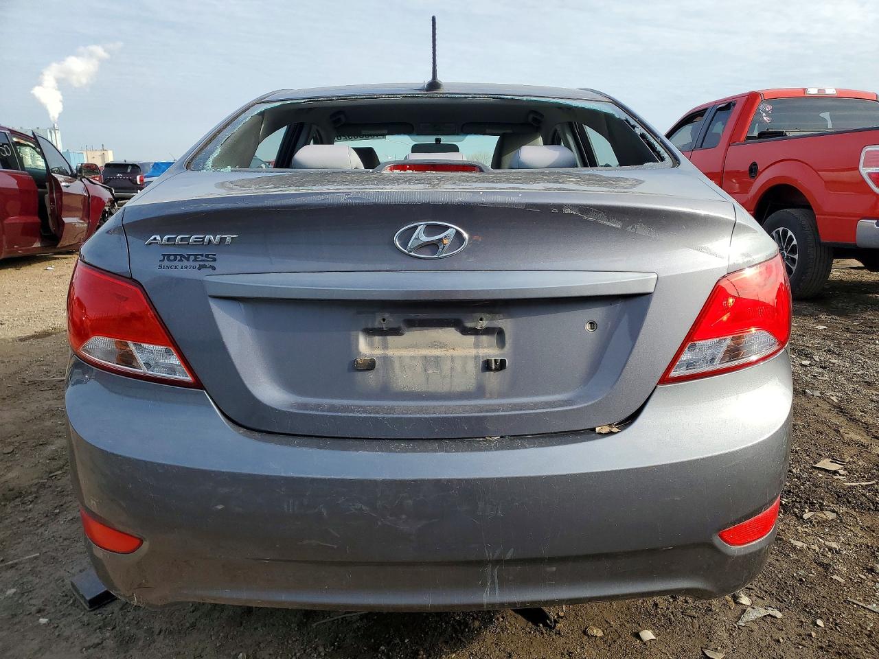 HYUNDAI ACCENT 2015 — 7