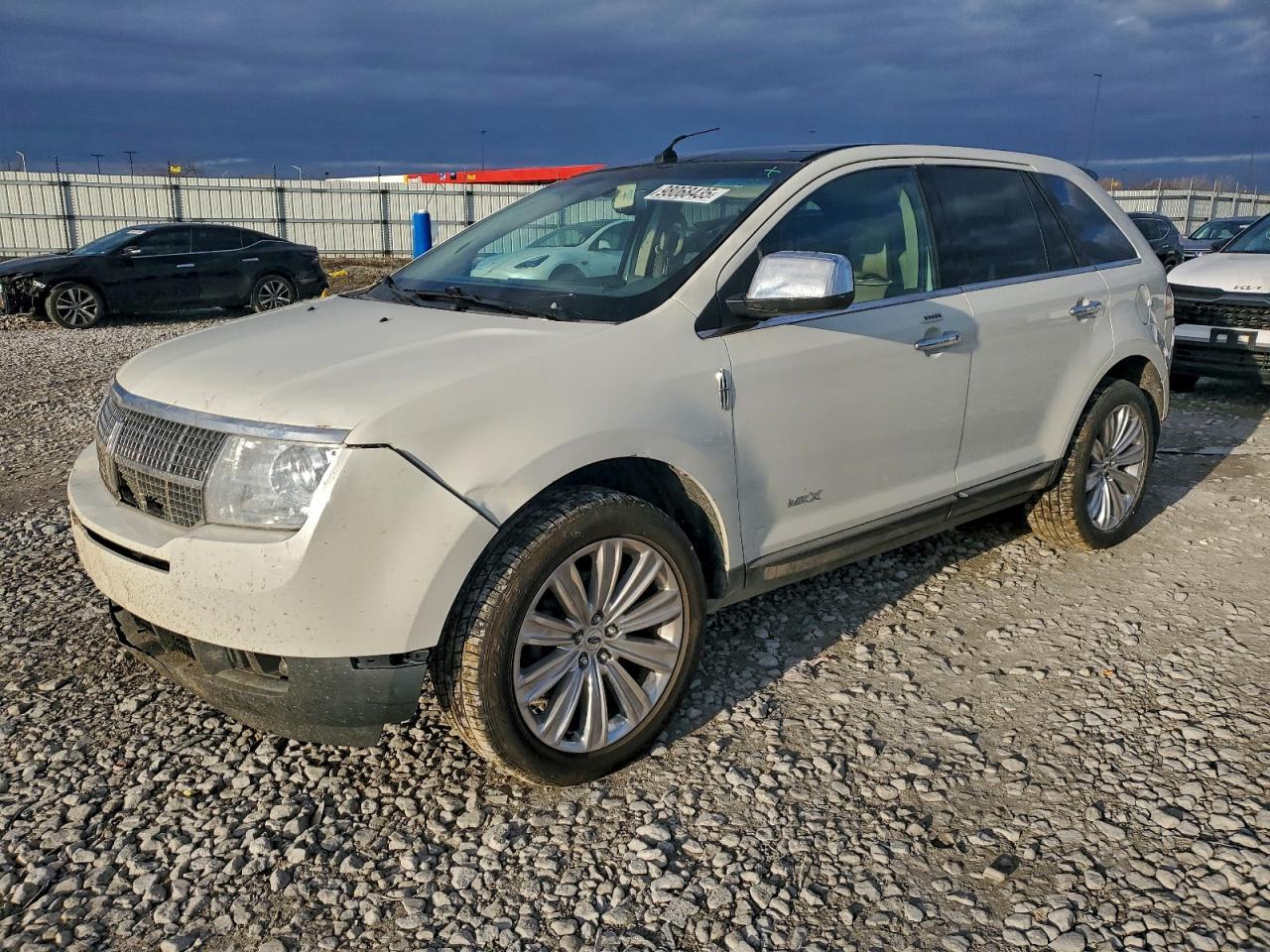2009 LINCOLN TOWNHOUSE MKX