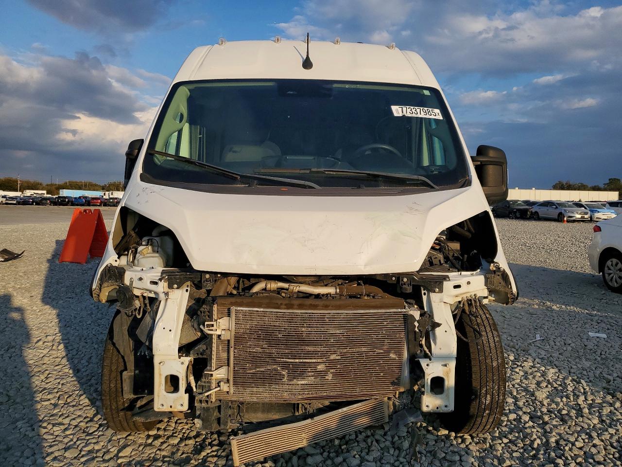 RAM PROMASTER 1500 2023 — 6