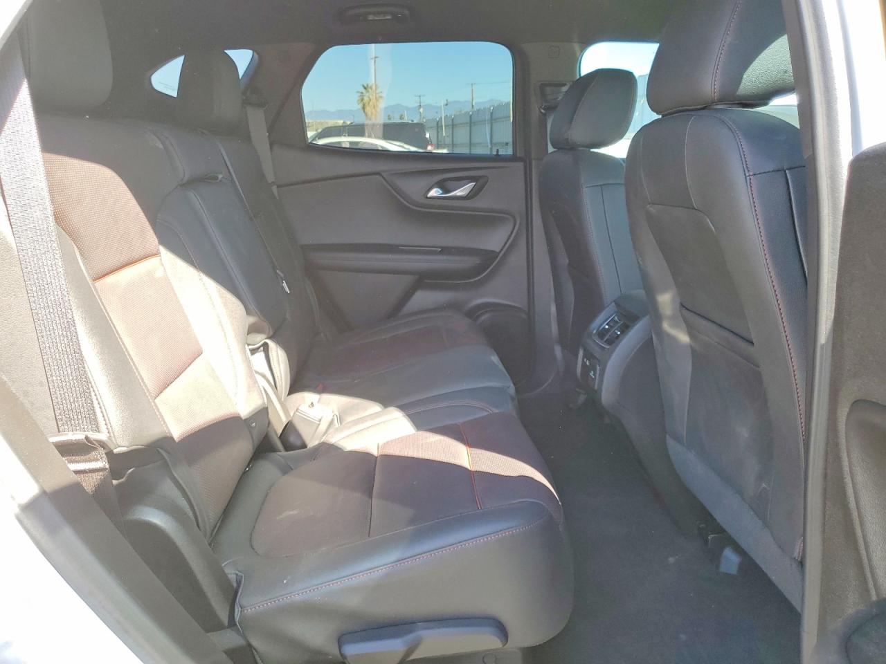 CHEVROLET BLAZER 2024 — 11