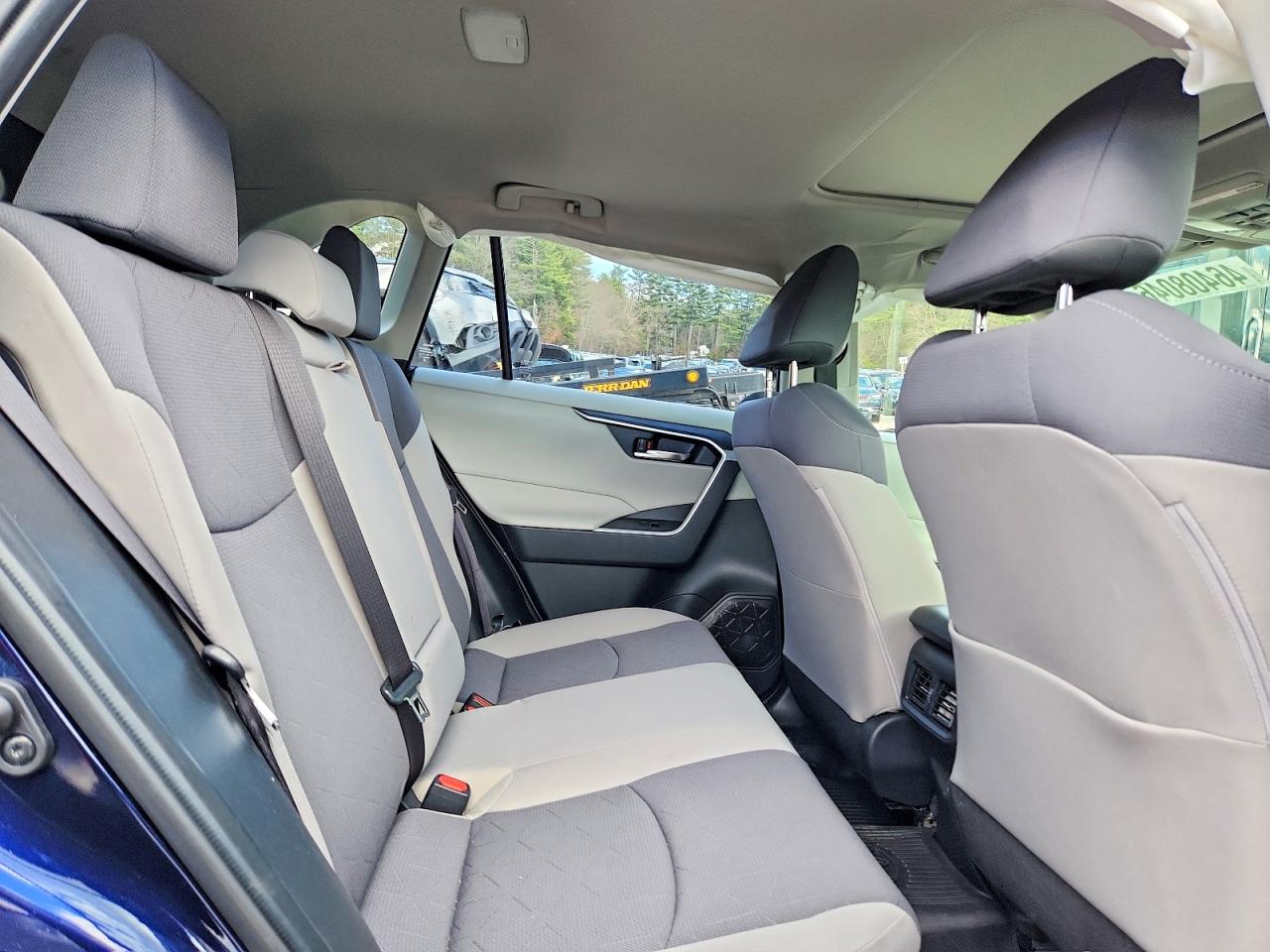 TOYOTA RAV4 HYBRID 2025 — 12