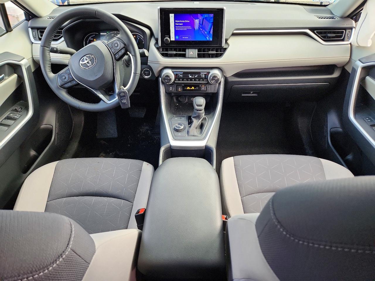 TOYOTA RAV4 HYBRID 2025 — 9