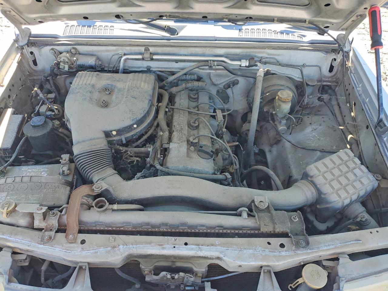 NISSAN FRONTIER 1998 — 12