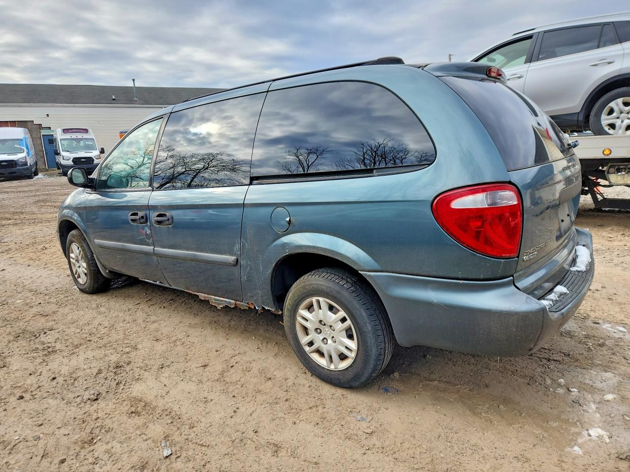 DODG GRAND CARAVAN 2005 — 3