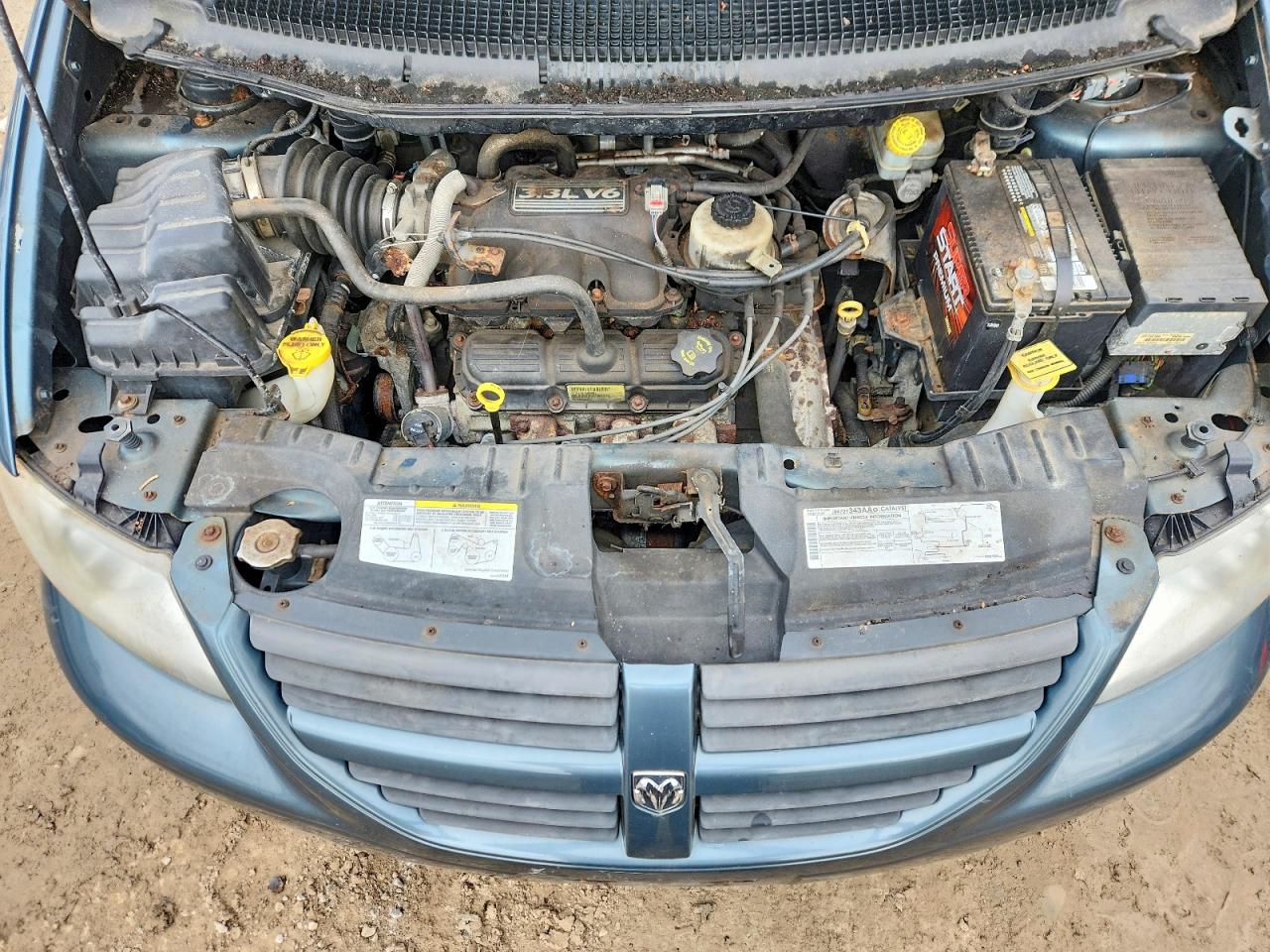 DODG GRAND CARAVAN 2005 — 13