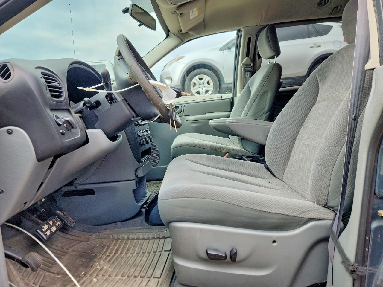 DODG GRAND CARAVAN 2005 — 8
