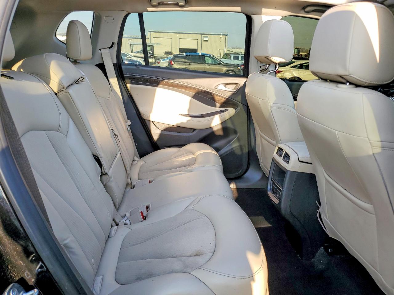 BUICK ENVISION 2020 — 11