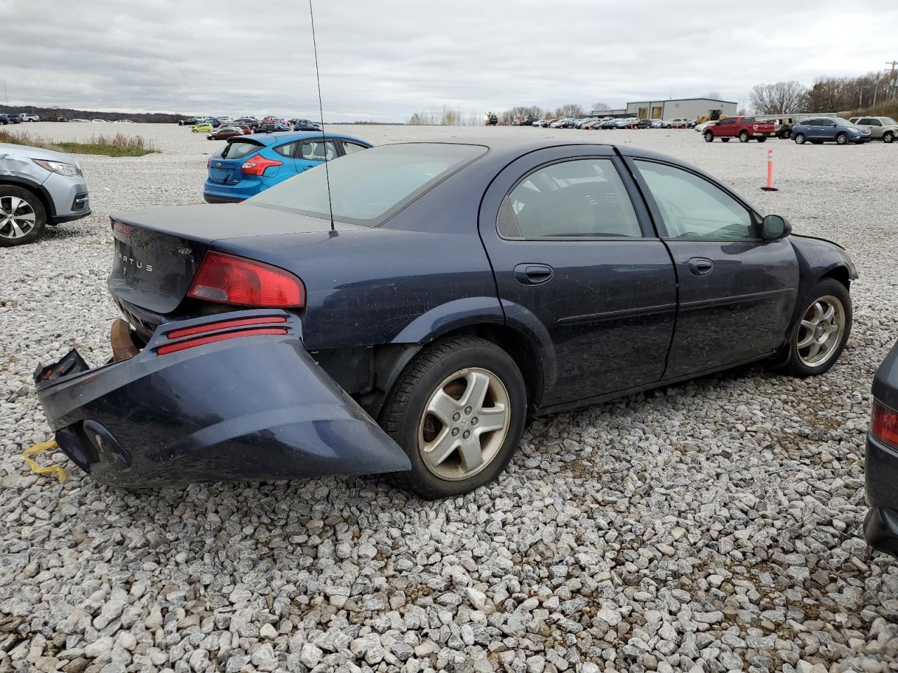 DODGE STRATUS 2002 — 4