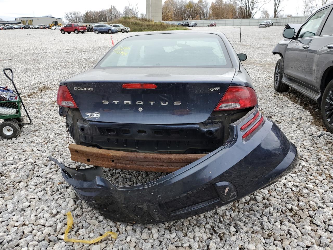 DODGE STRATUS 2002 — 7