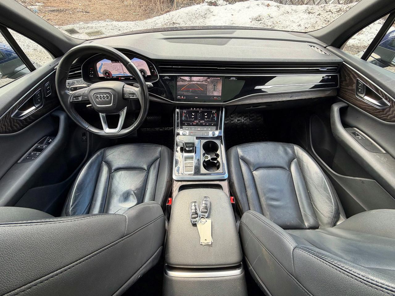 AUDI Q7 2021 — 10