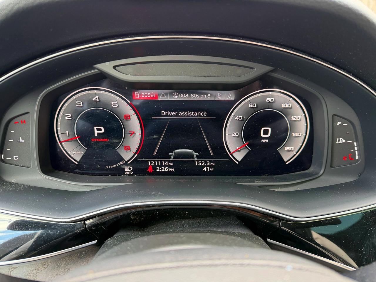 AUDI Q7 2021 — 9