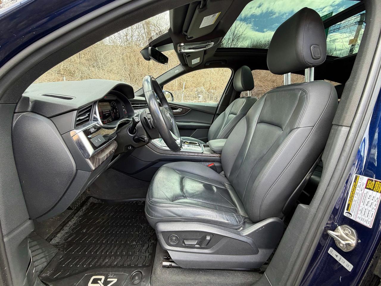 AUDI Q7 2021 — 13