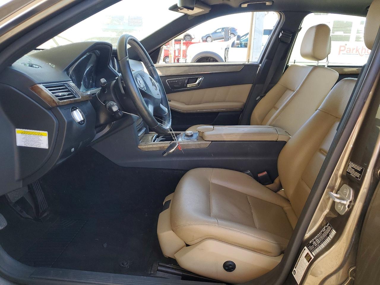 MERCEDES-BENZ E 2010 — 8