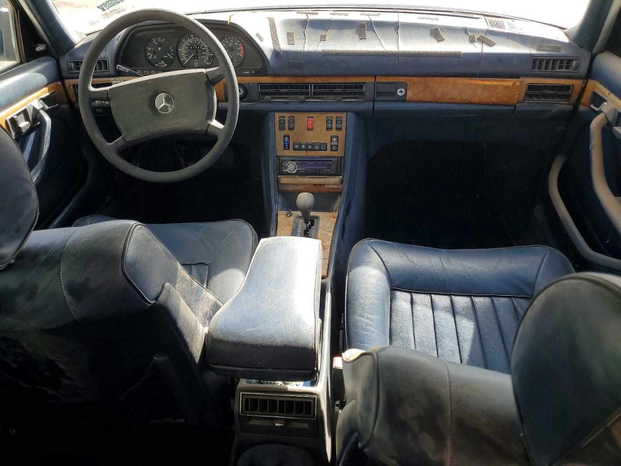 MERCEDES BENZ 380 1983 — 9
