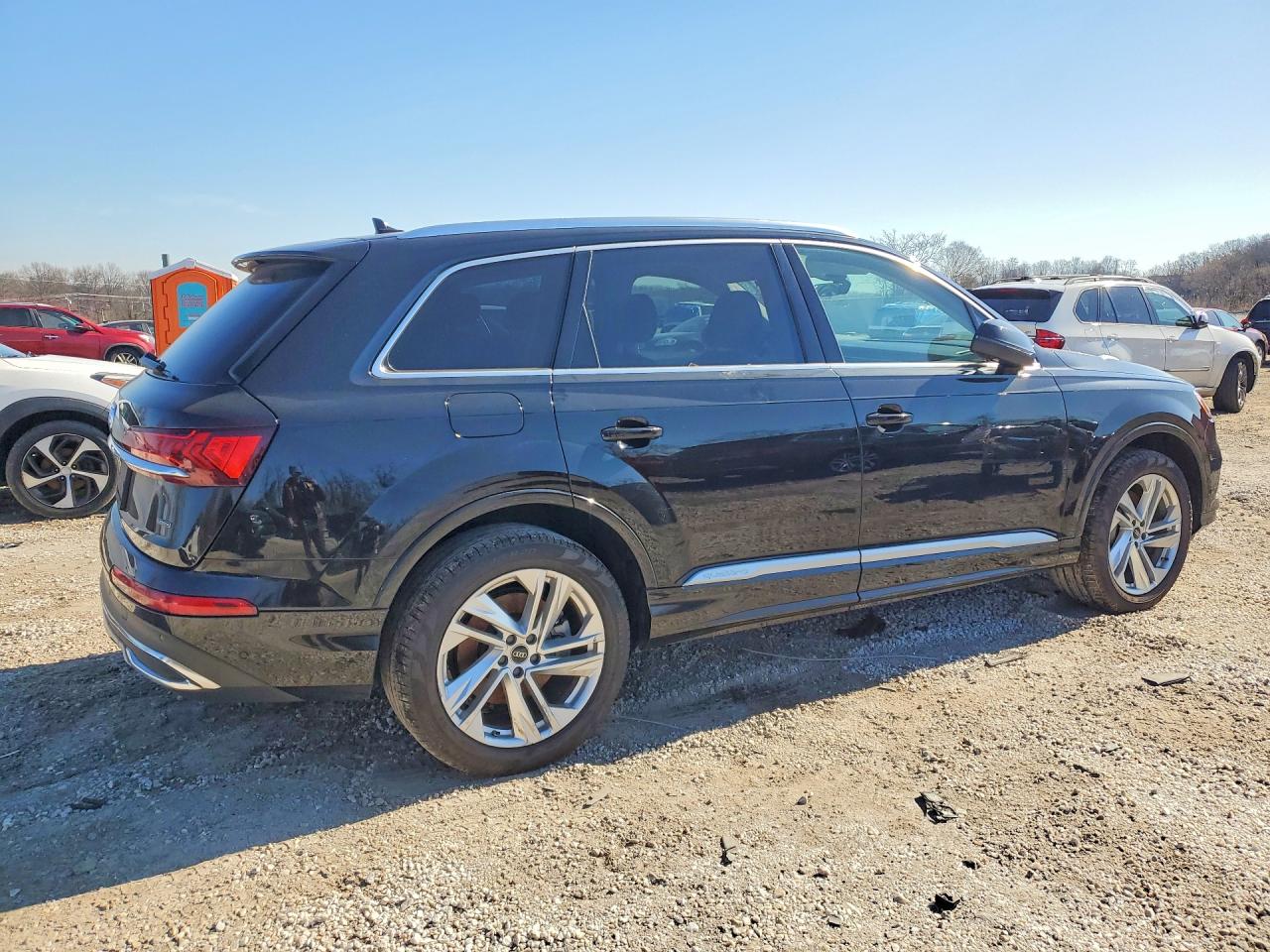 AUDI Q7 2023 — 4