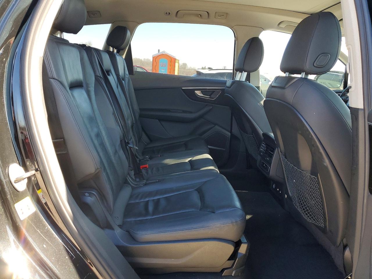 AUDI Q7 2023 — 12