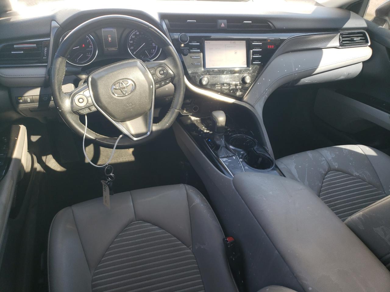 TOYOTA CAMRY 2019 — 9
