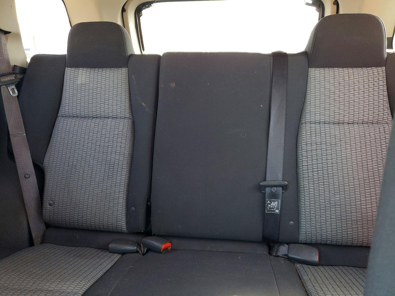 JEEP GRAND CHEROKEE 2010 — 11