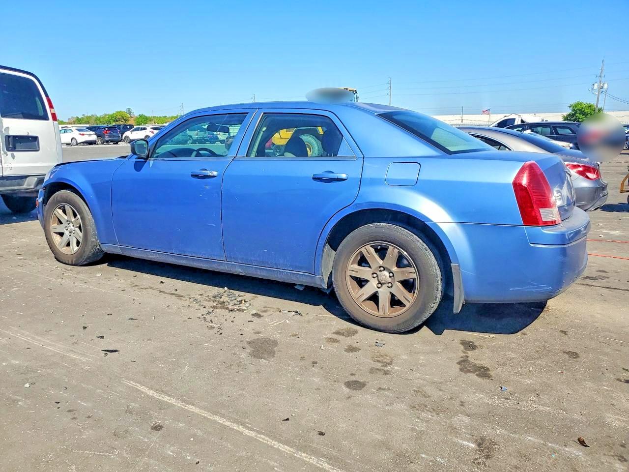 CHRYSLER 300 2007 — 3