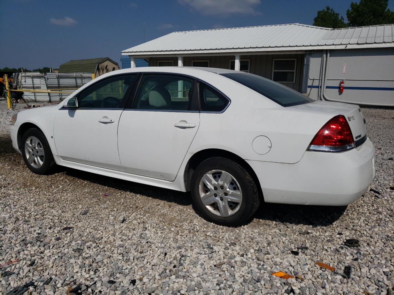 CHEVROLET IMPALA 2010 — 3