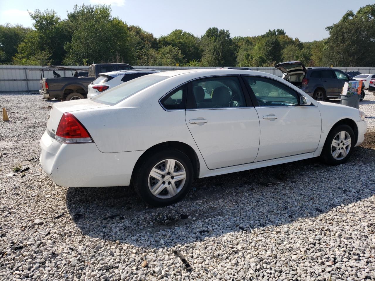CHEVROLET IMPALA 2010 — 4