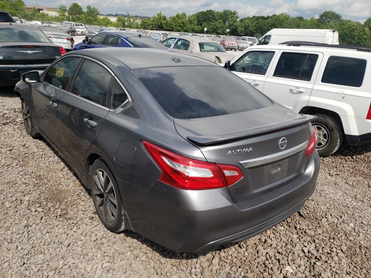 Nissan Altima 2017 — 3