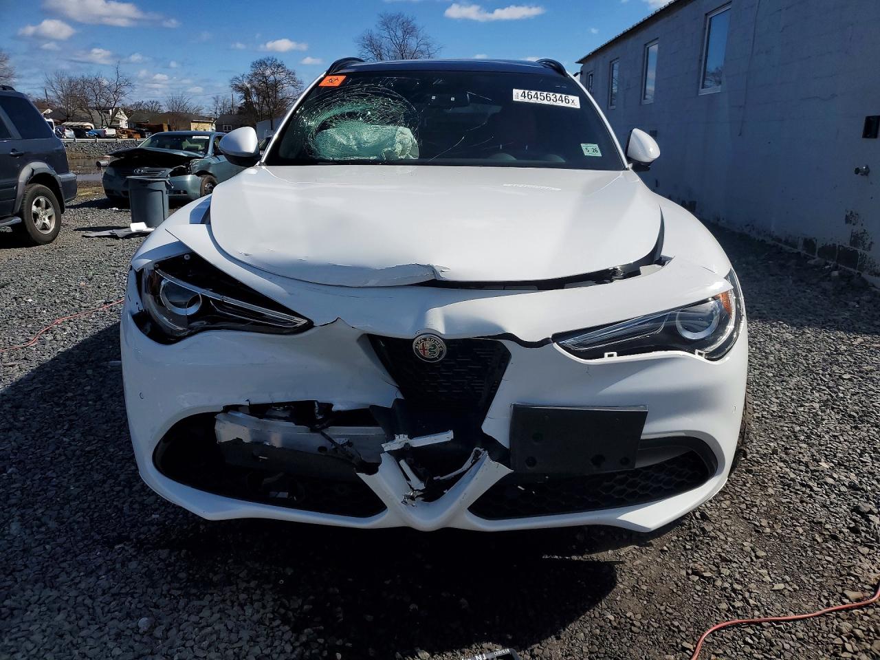 ALFA ROMEO STELVIO 2021 — 6
