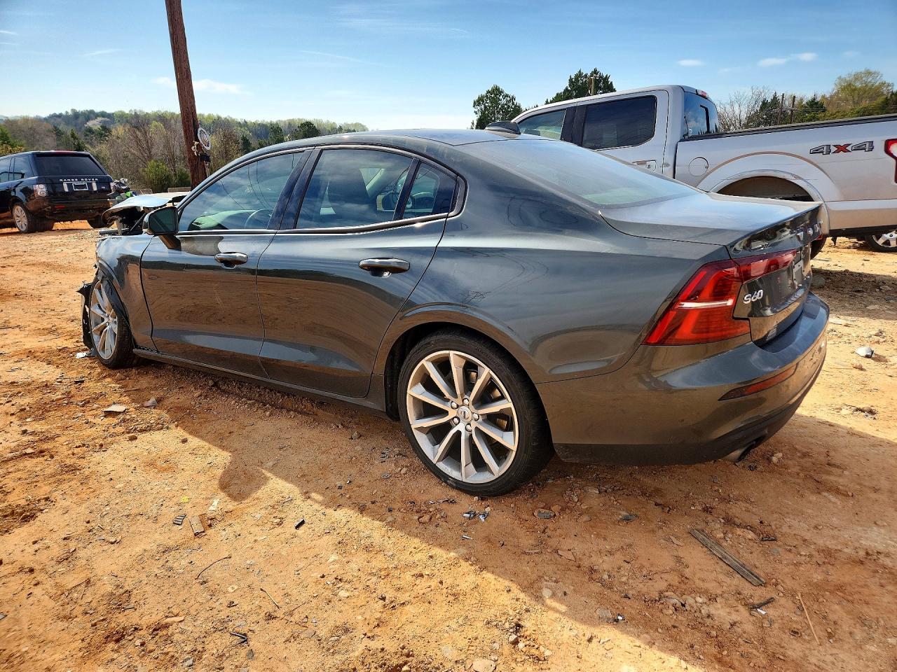 VOLVO S60 2020 — 3