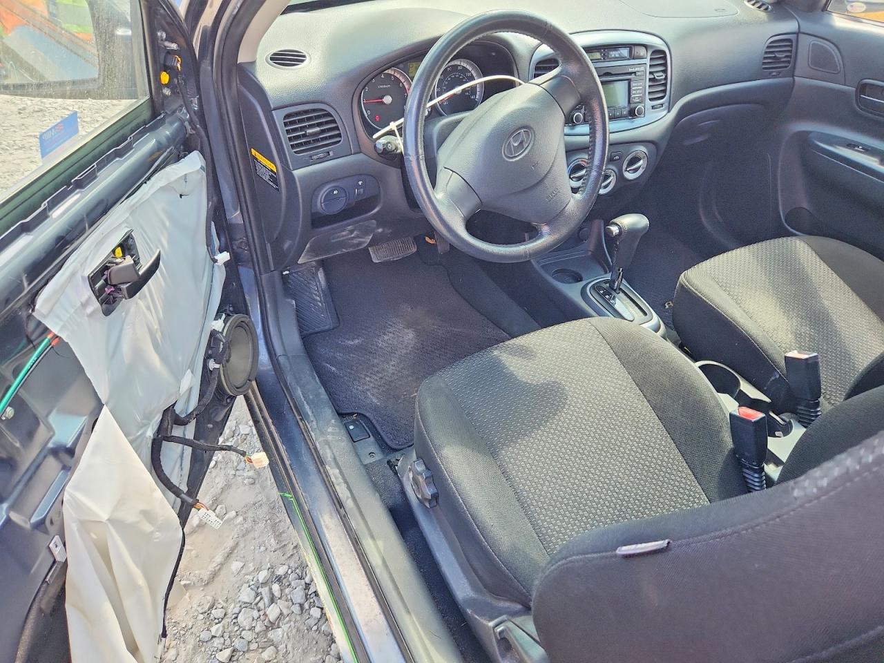 HYUNDAI ACCENT 2009 — 9