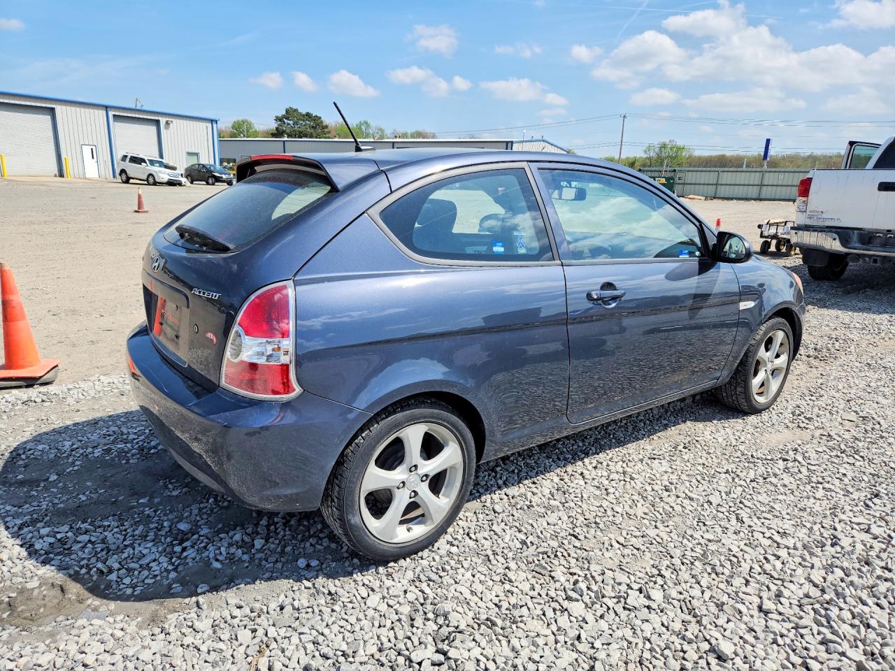 HYUNDAI ACCENT 2009 — 4