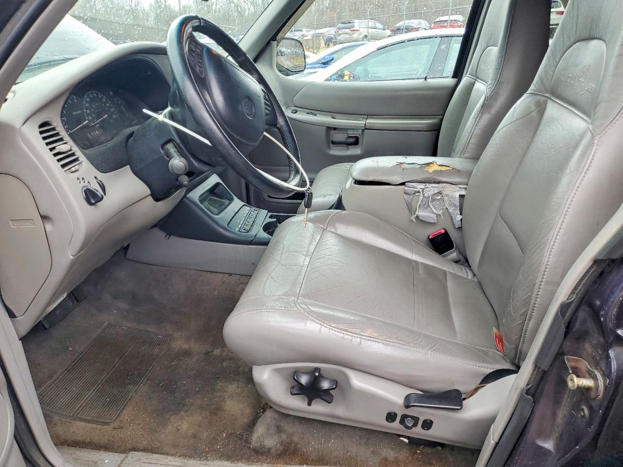 MERCURY MOUNTAINEER 1999 — 8