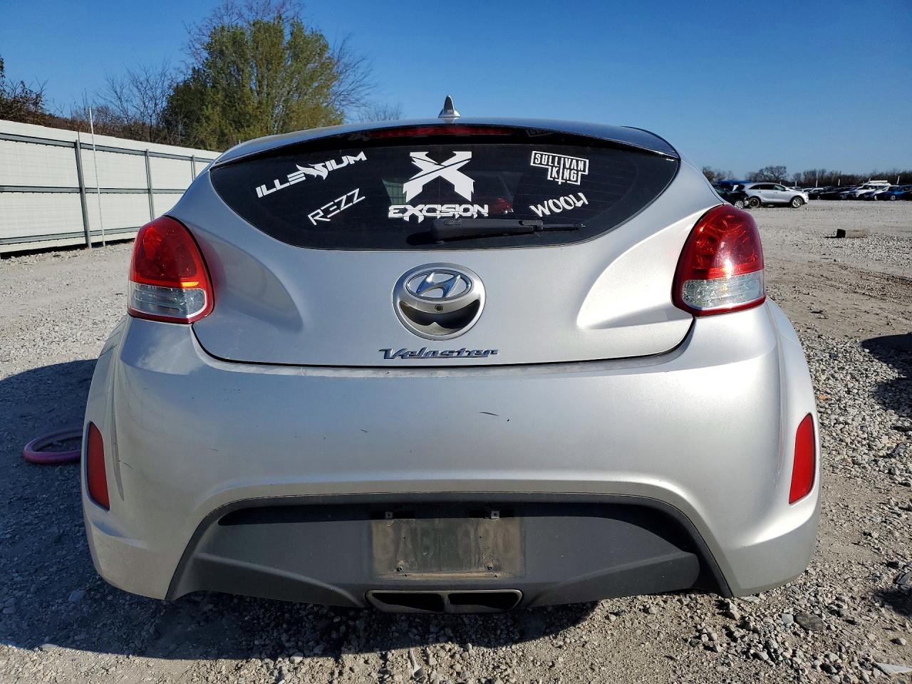 HYUNDAI VELOSTER 2015 — 7