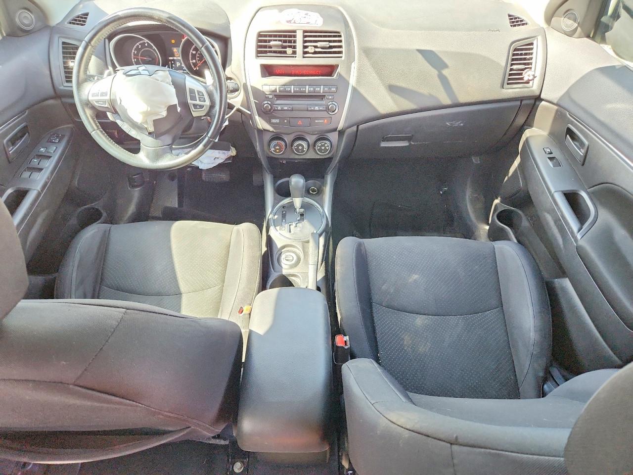 MITSUBISHI OUTLANDER SPORT 2013 — 9