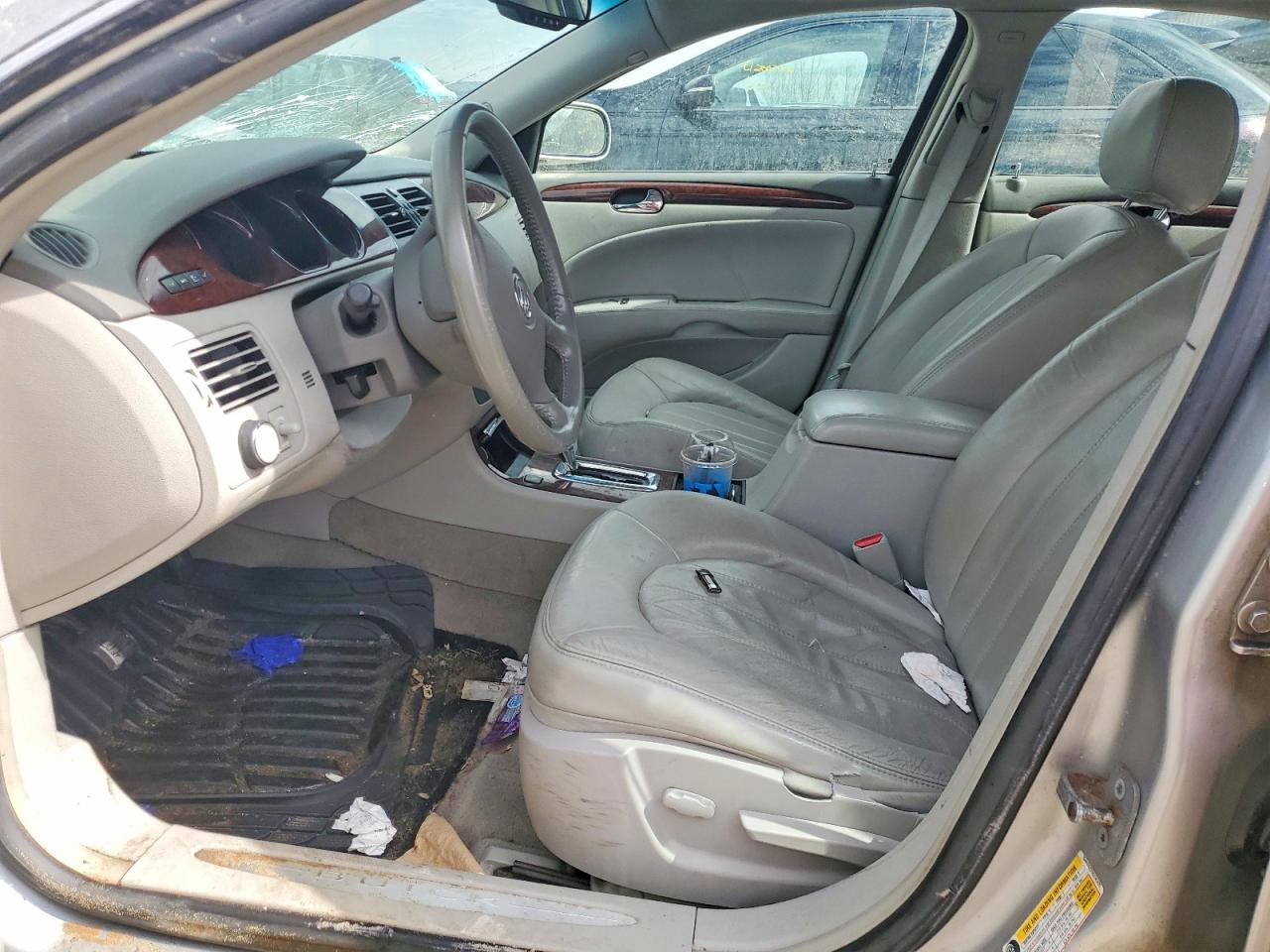 BUICK LUCERNE 2008 — 8