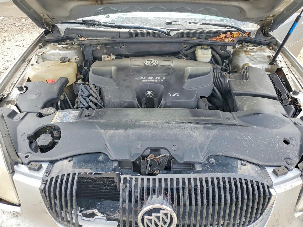 BUICK LUCERNE 2008 — 12