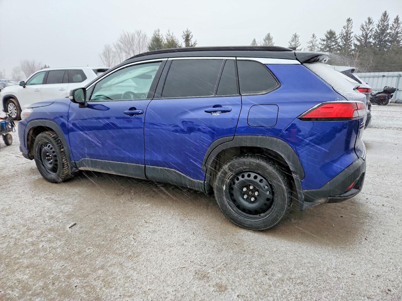 TOYOTA COROLLA CROSS 2025 — 3